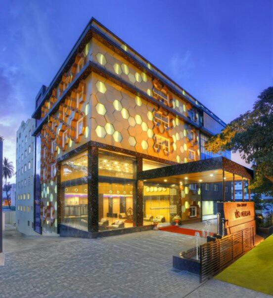 Rio Meridian Hotel Mysore Exterior foto