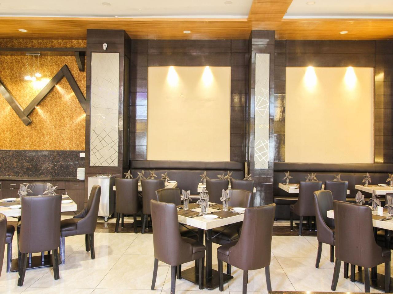 Rio Meridian Hotel Mysore Exterior foto