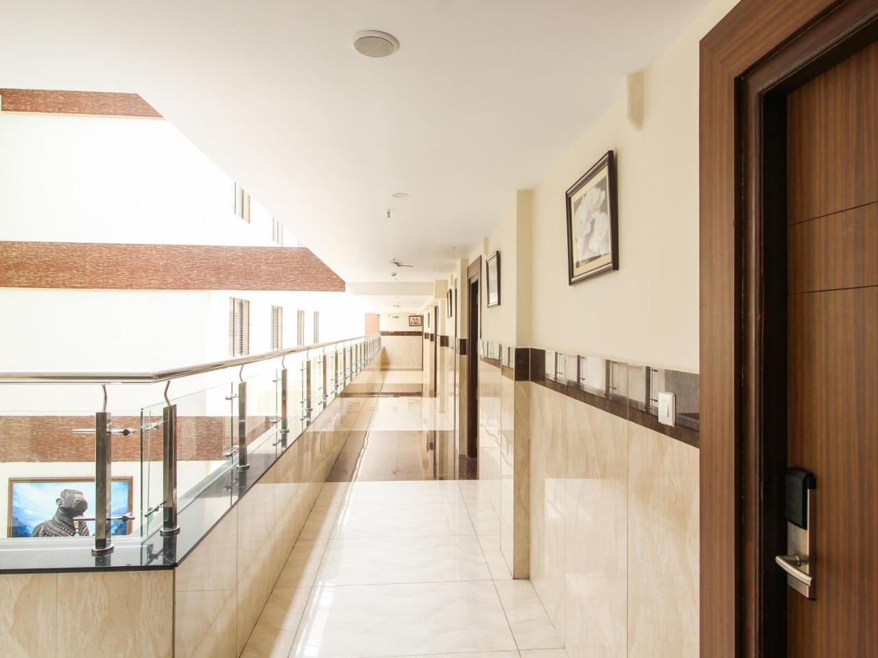 Rio Meridian Hotel Mysore Exterior foto