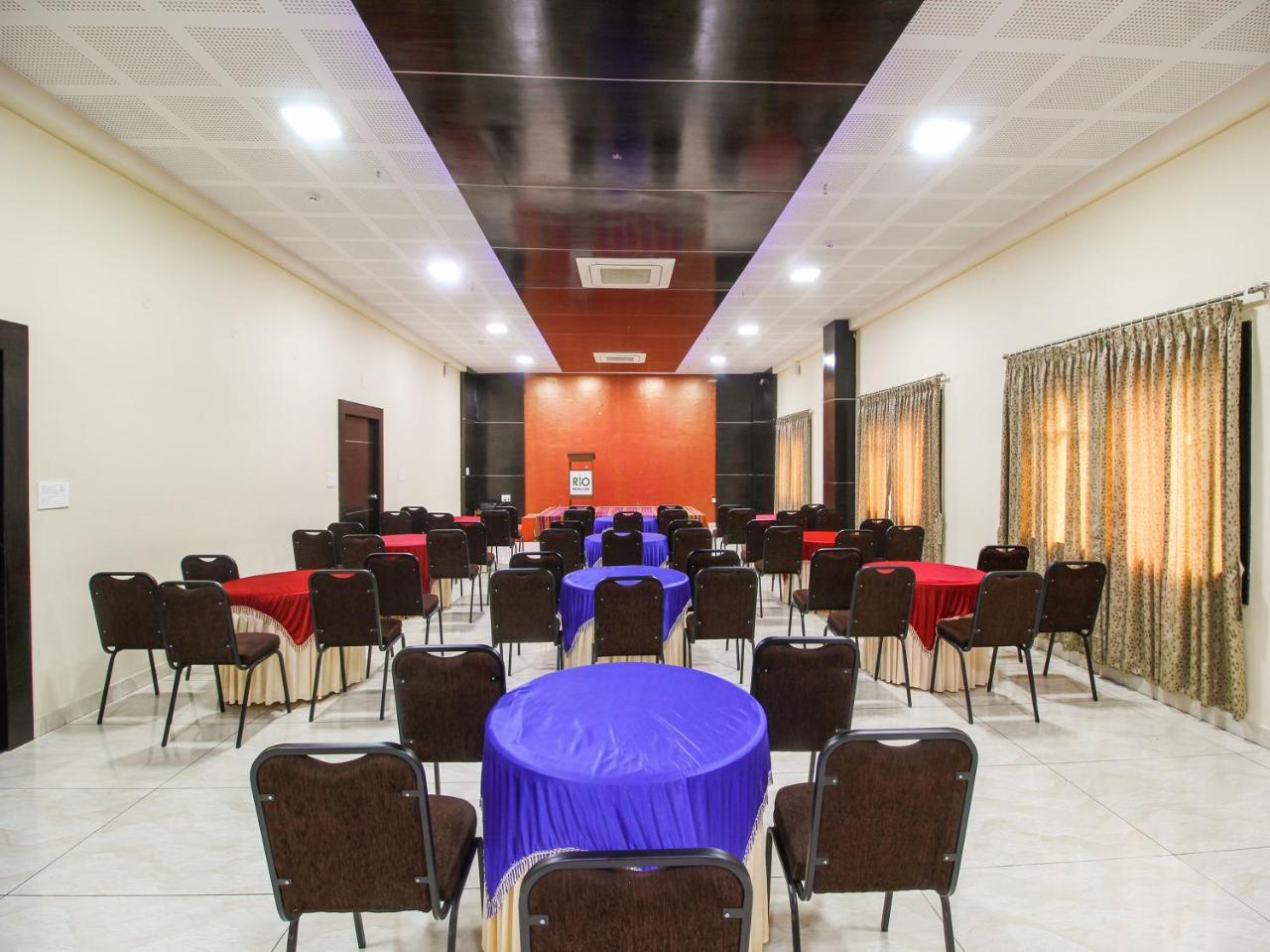 Rio Meridian Hotel Mysore Exterior foto